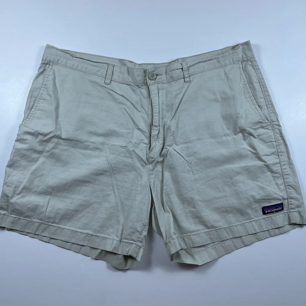 Patagonia Mens Organic Cotton Canvas Shorts Khaki Beige Size 40 Hiking Outdoor